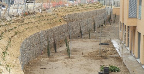 Preço em Brasil de m³ de Muro de contenção de alvenaria de pedra. Gerador  de preços para construção civil. CYPE Ingenieros, S.A.